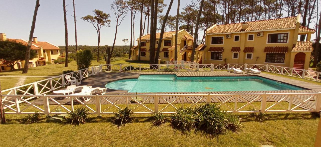 Aparthotel Pino Dorado Manantiales Exterior foto